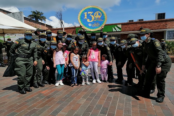 Campaña creando sonrisas ESVEL 
