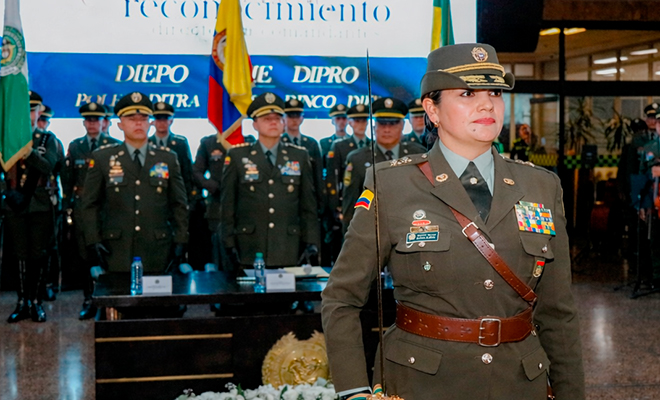Brigadier general Susana Blanco Romero en ceremonia transmisi&oacute;n de mando