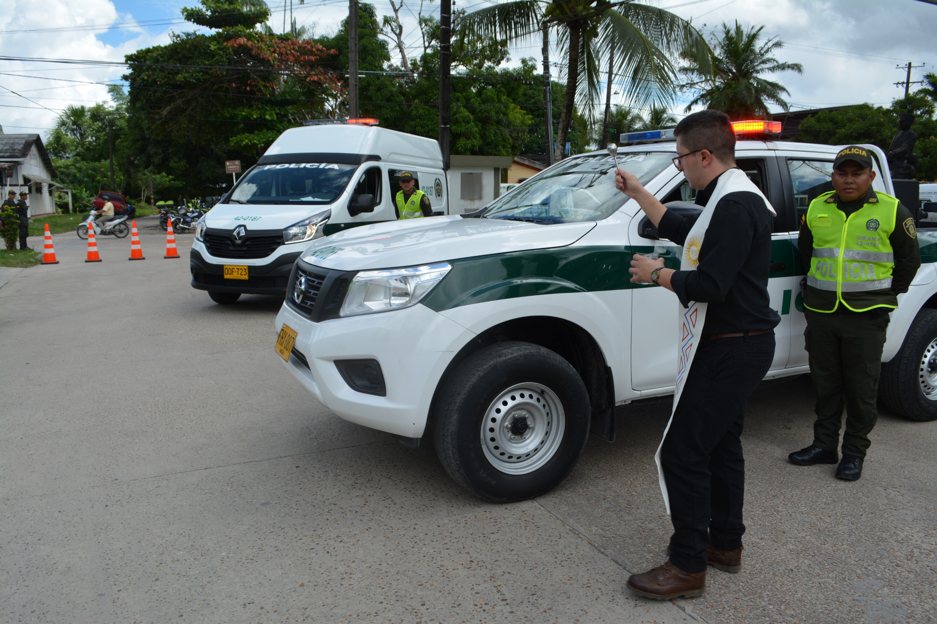 nuevo parque automotor al servicio de la comunidad  