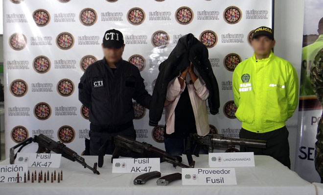 La Policía Nacional-y-el-Ejército-arremete-contra-grupos-armados organizados-residuales