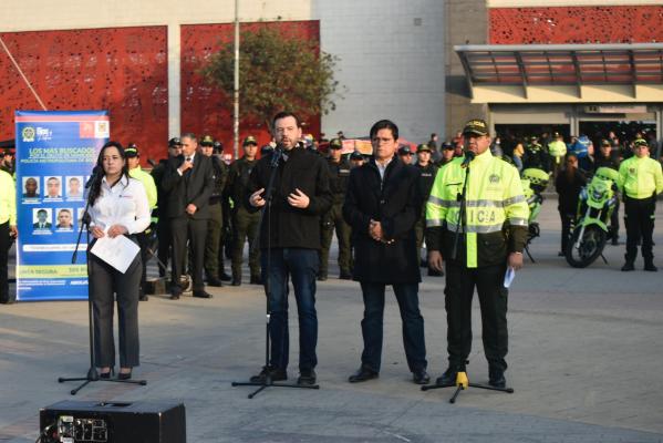 Cerca de 700 policías están  reforzando la seguridad en Bogotá