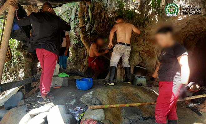 Capturamos a 38 personas por minería ilegal en Santander de Quilichao