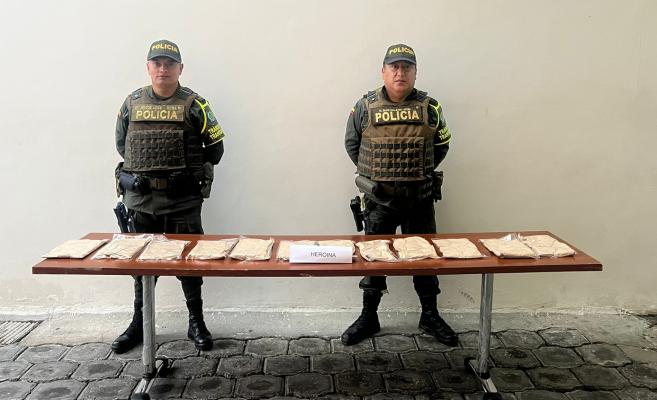 En cajas de Naranjas encontraron oculta heroína 