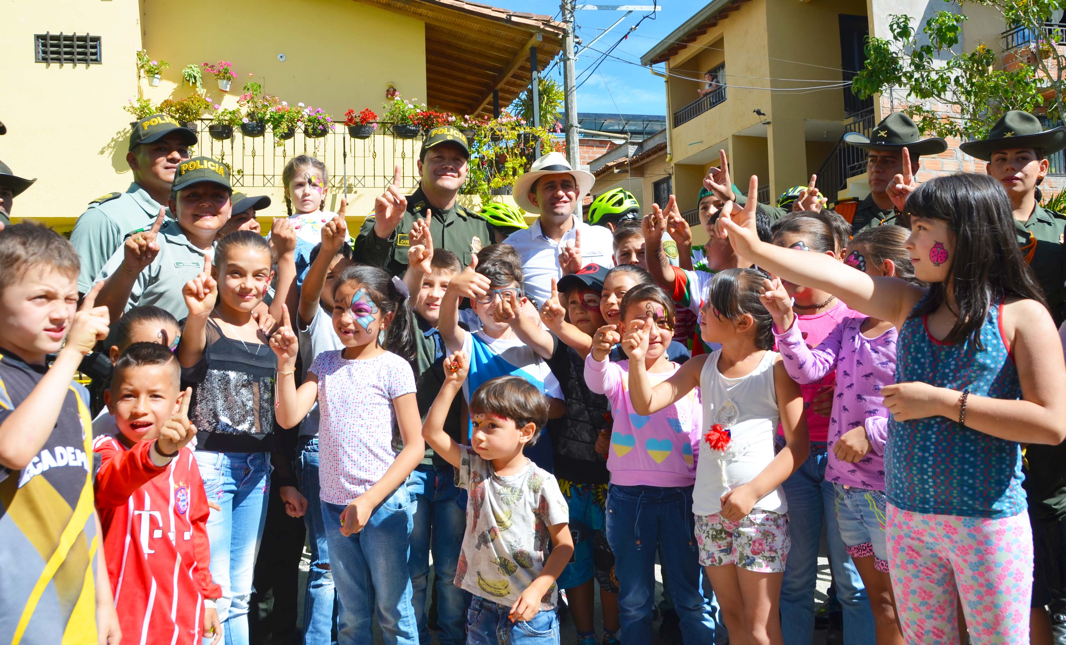 Policía-recupera-parque-en-Marinilla 