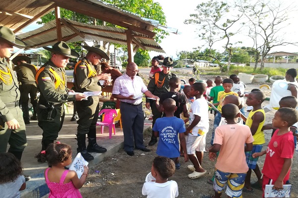 Entregamos-segundo-parque-temático-a-comunidad-de-Atrato-Chocó