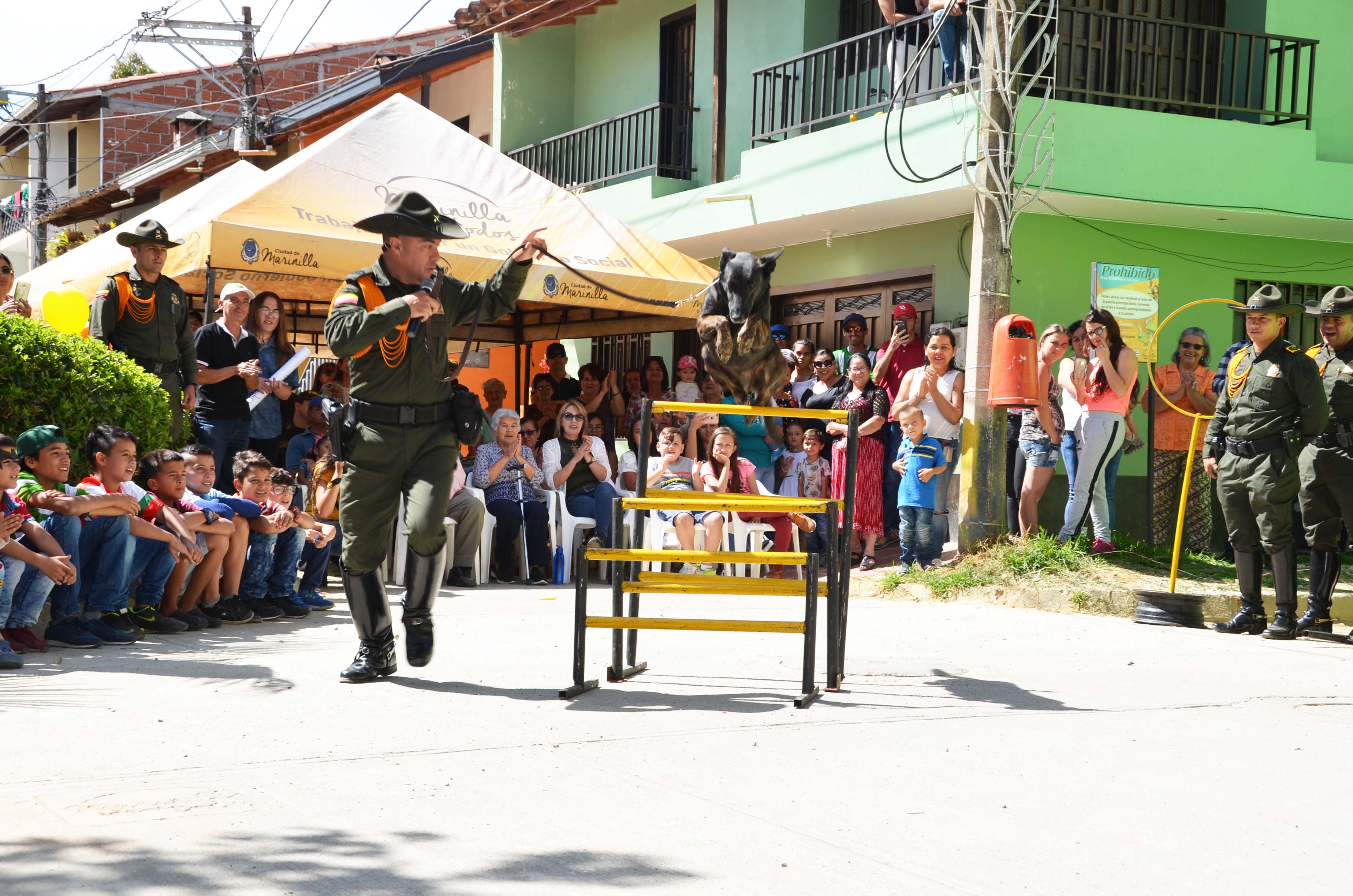 Policía-recupera-parque-en-Marinilla 