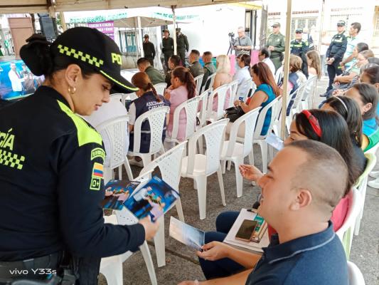 con este distintivo  se finiquita