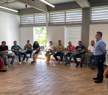 Dirigido al personal uniformado de la estación de Policía Villavicencio