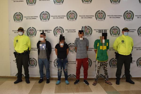 Fueron capturadas cuatro personas y una adolescente fue aprehendida