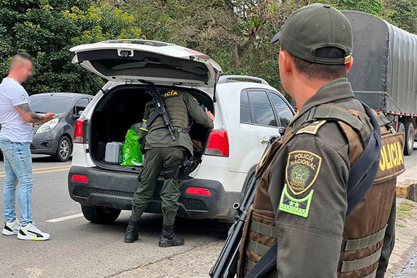 Se adelantaron 4 caravanas de seguridad, 15 puestos de control, 8 planes balizan