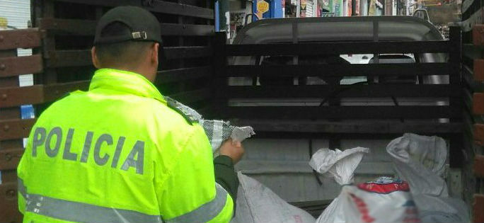 policia-incautacion-sustancia-quimica-pasto-narcotrafico