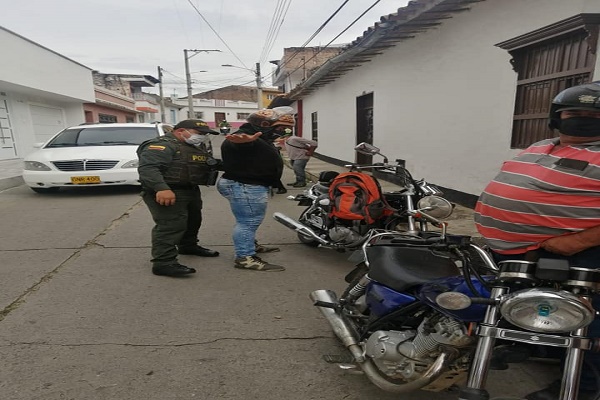 policia_a_traves_de_actividades_diferenciales_logra_disminuir_el_hurto_a_comercio_en_ocana.jpg
