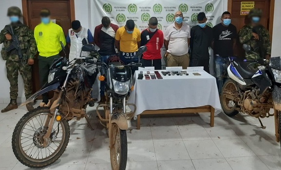 Se logró capturar a siete personas e incautar armas de fuego, celulares y motocicletas de alto cilindraje.