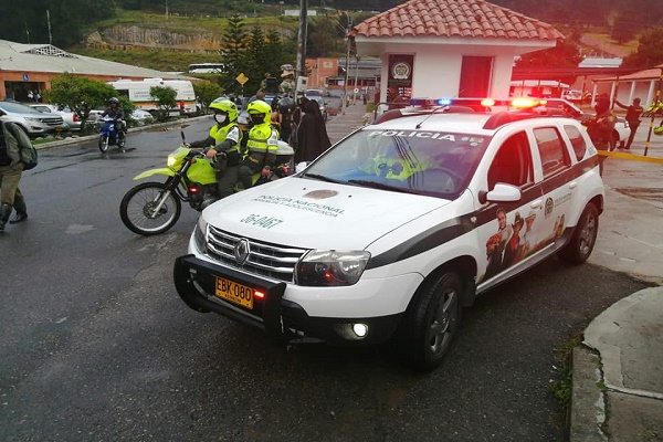  policia_en_norte_de_santander_continua_las_actividades_en_pro_de_prevencion_del_contagio_del_covid-19.jpg