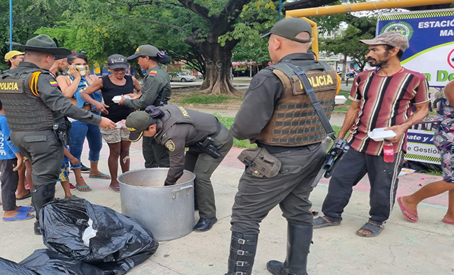 A estas personas, también se les llevó la palabra de Dios para que no olviden encomendar sus vidas a este ser supremo