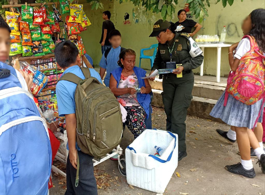 Policía Metropolitana de Neiva realiza planes de control en entornos escolares 