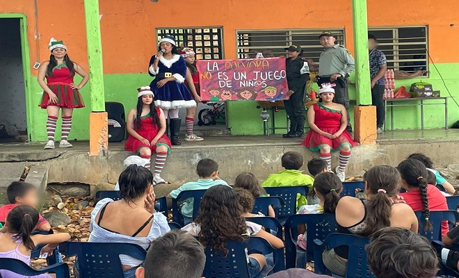 Policía Nacional continúa realizando actividades de prevención en el marco del programa Abre tus Ojos