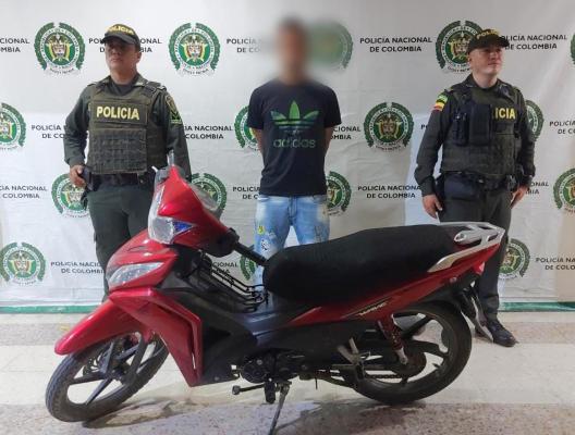 POLICÍA NACIONAL LOGRA LA CAPTURA EN FLAGRANCIA DE UN HOMBRE POR EL DELITO DE RECEPTACIÓN