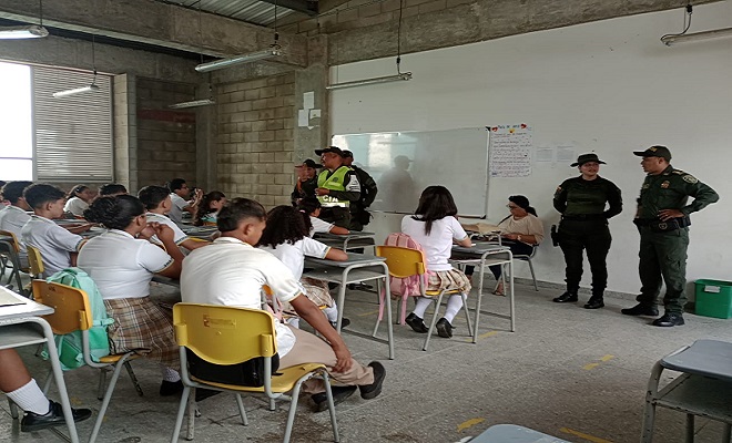 Reunión policías y estudiantes 
