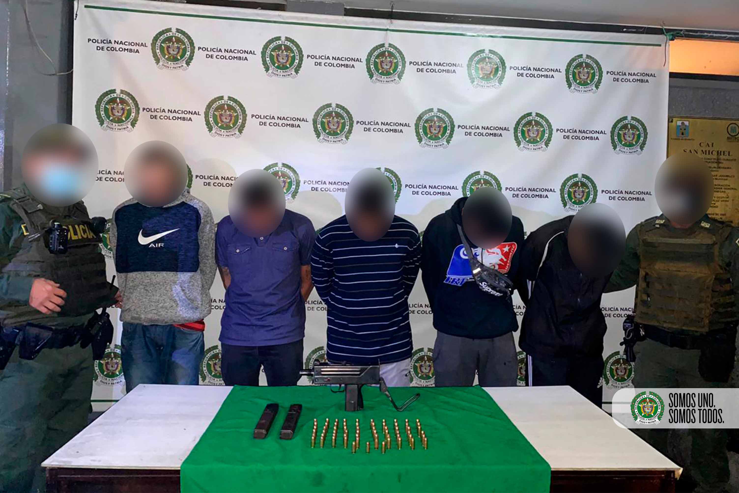 presentación de capturas y arma de fuego