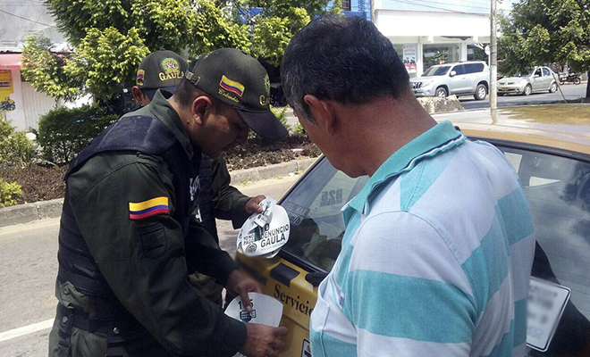 En-Navidad-la-Policía Nacional-lo-invita-a-que-digamos-juntos-‘yo no pago-yo denuncio’