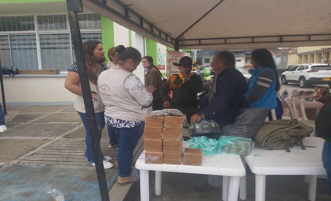 Estrategia de acompañamiento a mercados campesinos
