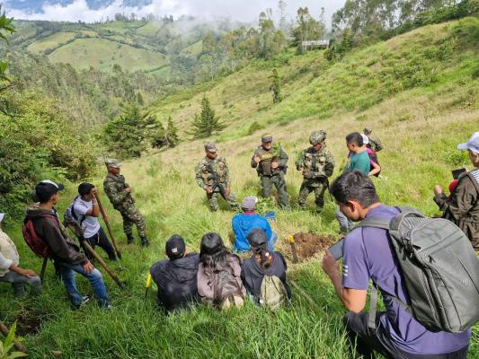 Participan en jornada ambiental