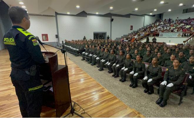 Juramento de bandera auxiliares de policía