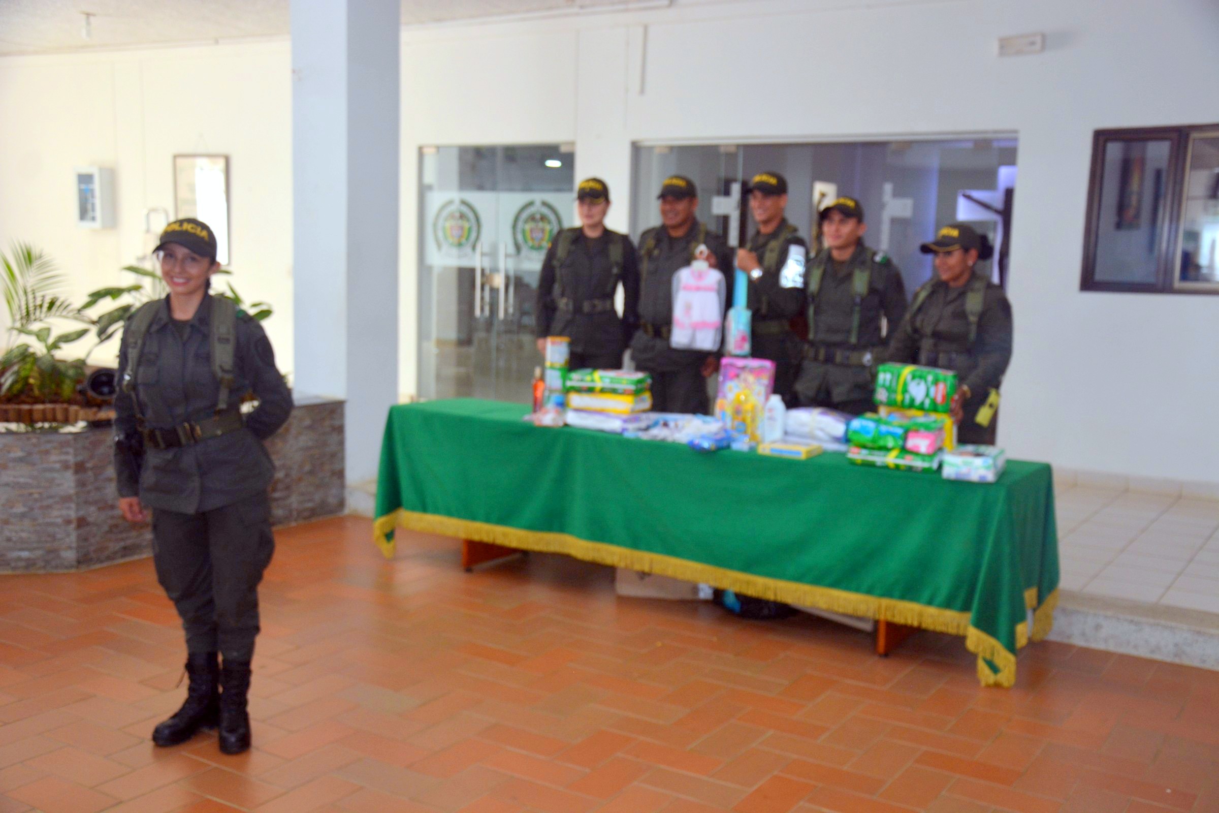 Bebe indígena que fue abandonada encontró una mamá Policía