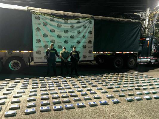 Capturado un hombre con 237 kilos de clorhidrato de cocaína, en la vía Honda – Puerto Boyacá