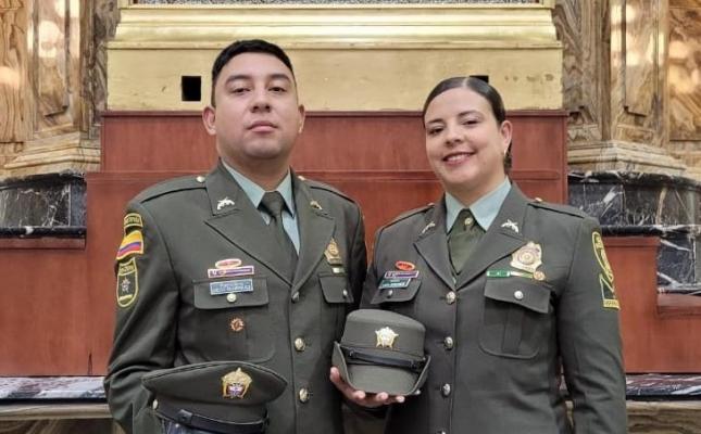 Reconocimiento a policías 