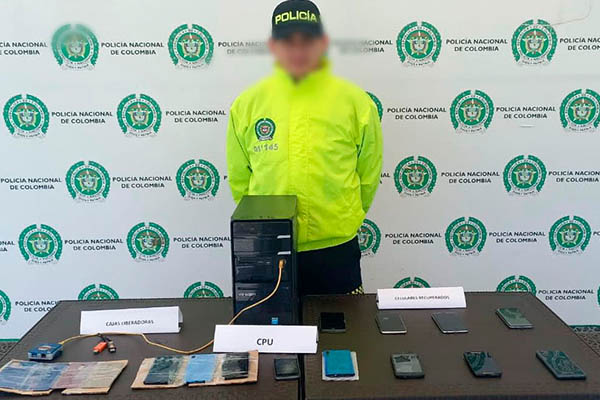 sellado_dos_establecimietos_de_venta_de_celulares