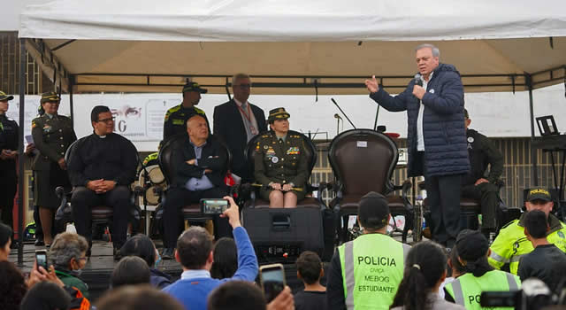 Todos unidos contra la extorsión, 'Yo No Pago, Yo Denuncio', a la línea 165.