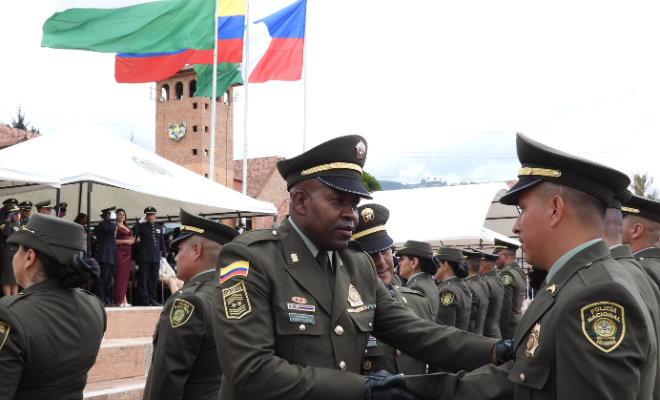 Saludo sargento mayor Eugenio Palacios
