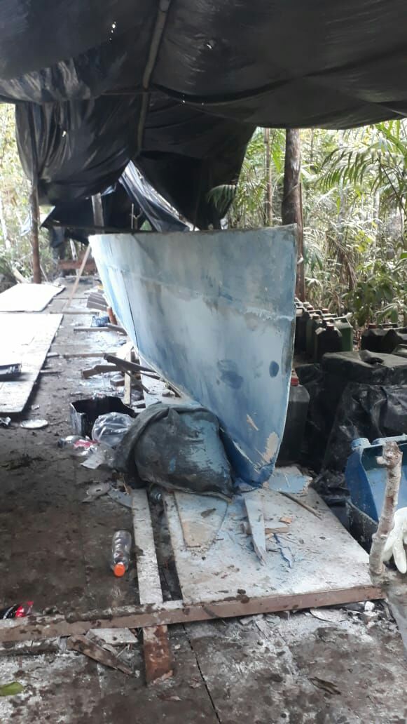 Cerca-a-Tumaco-se-encontró-un-astillero-donde-construía-un-semisumergible