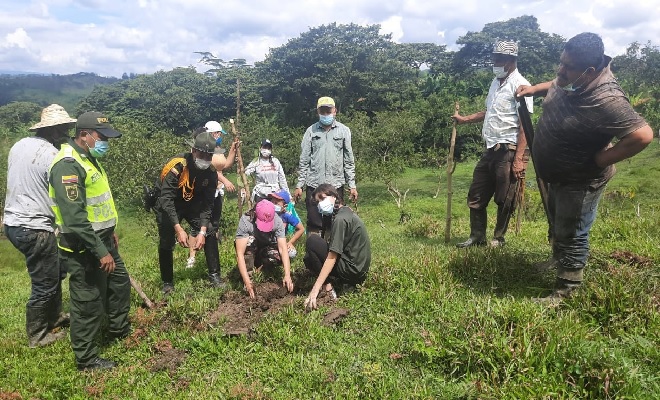 POLICÍA NACIONAL COMPROMETIDA CON LA PROTECCIÓN DEL MEDIO AMBIENTE