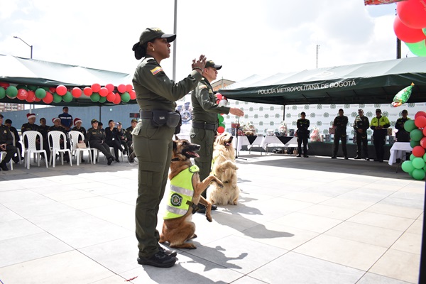 Show canino de la Policía Nacional 