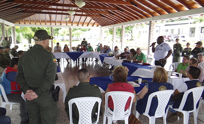 En-el-Meta-junto-a-líderes-y-lideresas-sociales-velamos-por-los-derechos humanos