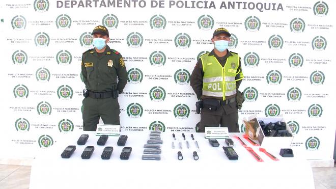 hallada una caja que en su interior 