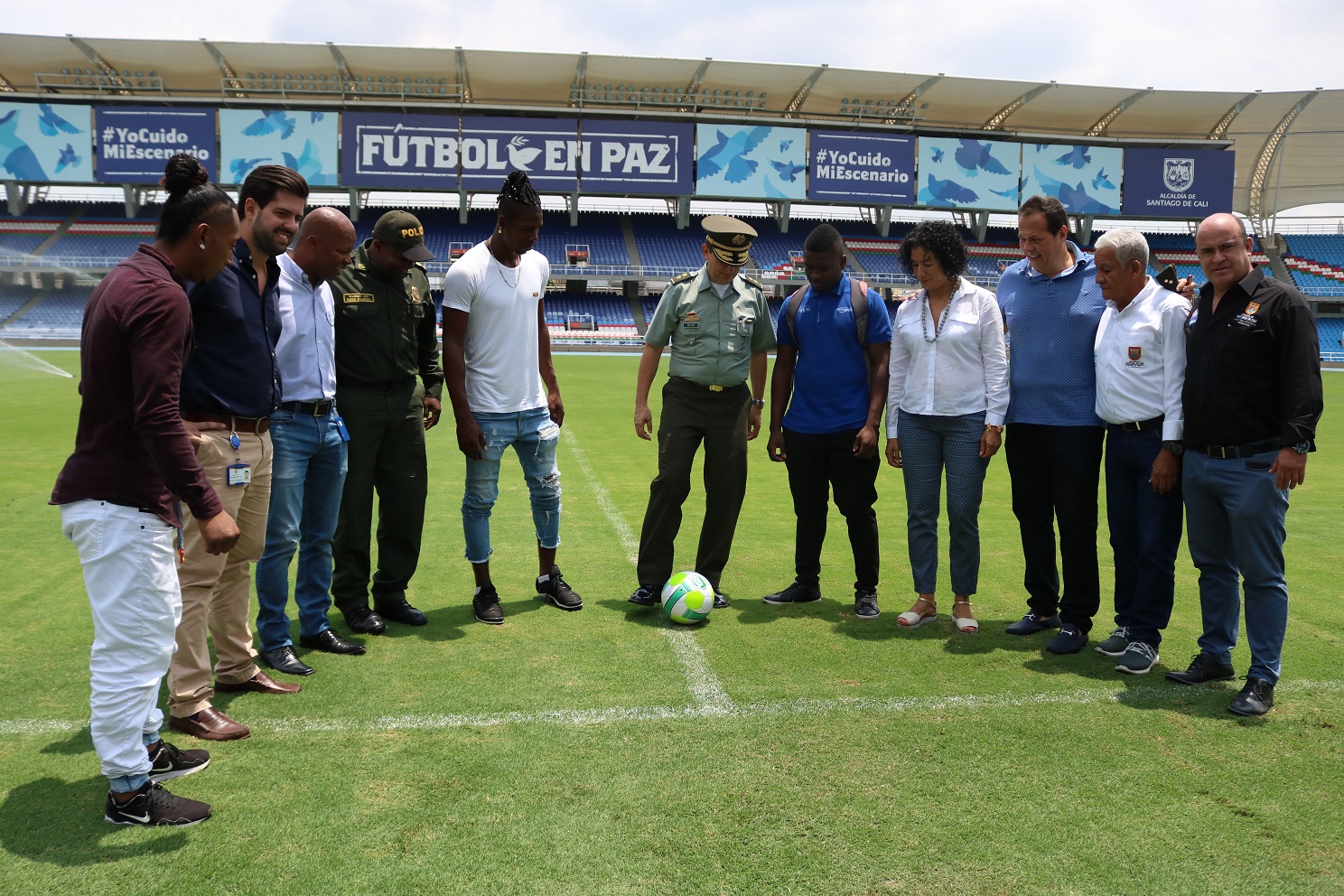 Pandillas-de-Cali-se-unen-en-la-cancha