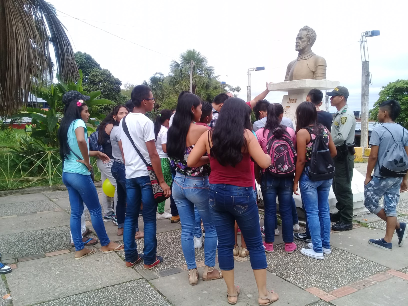 Jóvenes Amigos Del Turismo