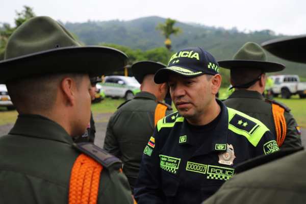Comprometidos con el fortalecimiento de la estrategia  “Seguros, Cercanos y Presentes”