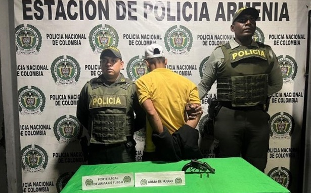Un hombre fue capturado en flagrancia con un arma de fuego en Armenia 