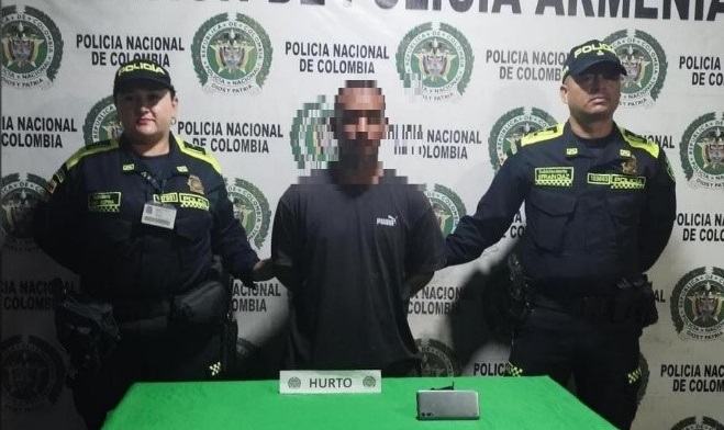 Capturado por el delito de hurto