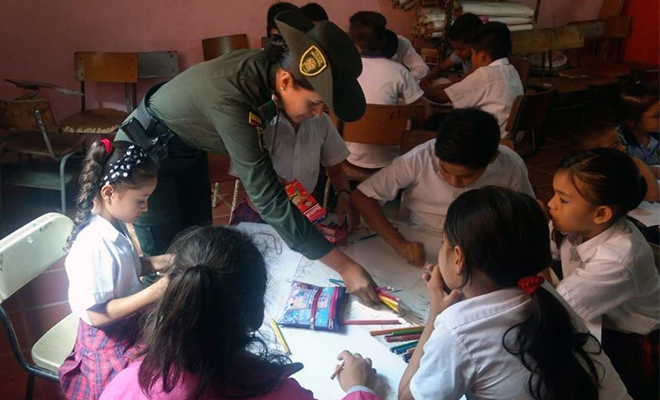 En-Puerto López-con-el-Plan de Choque-promovemos-la-conciencia ambiental