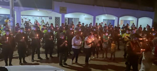 Velatón en memoria del Pt. Javier Pacheco Orellano. 