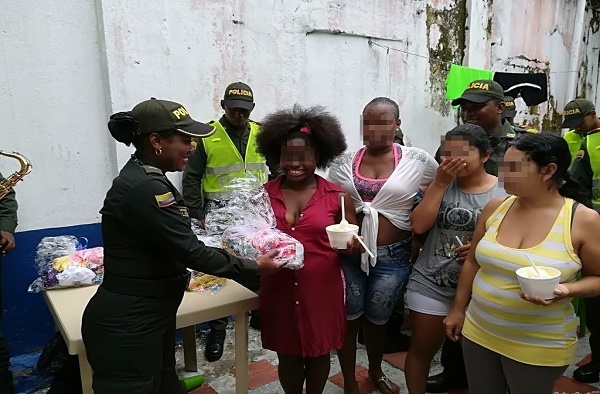 Grupo-de-prevención-y-educación-ciudadana-de-la-policía-nacional-y-el-SENA-regional-Chocó-llegamos-hasta-la-cárcel-Anayancy-de-Quibdó