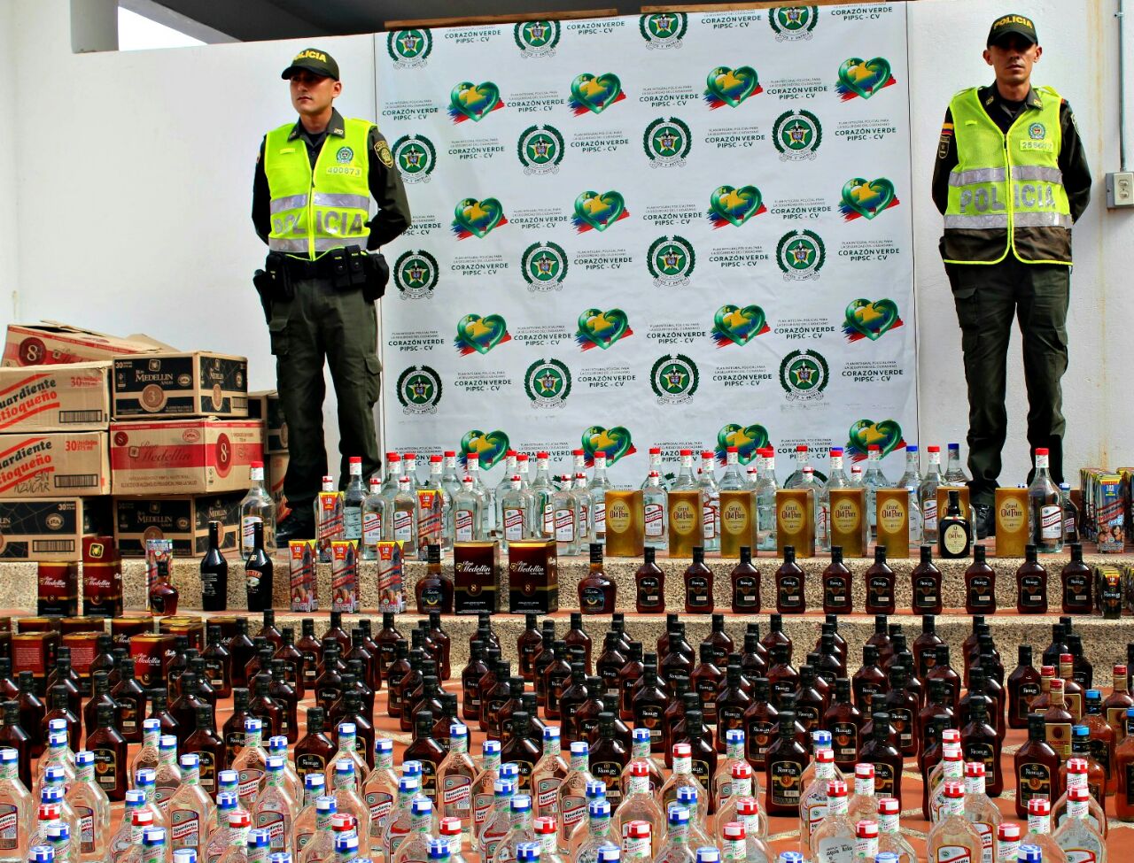Incautación-de-licor-adulterado-en-el-suroeste.