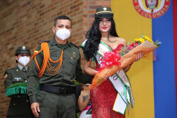 Coronación Reina Policía Nacional, en el marco del festival de la Guabina y el Tiple 