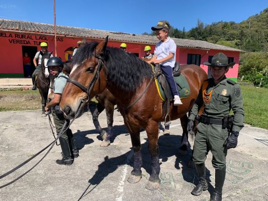 actividad educativa y recreativa en bienestar de los niños y niñas 